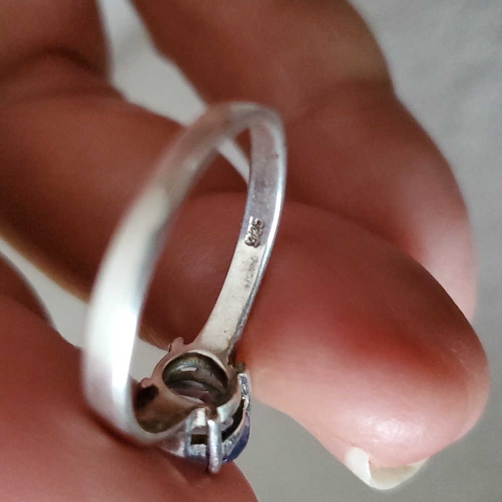 Silver Solitaire Ring - image 3